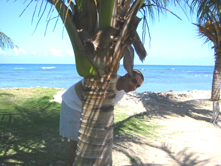 Jef peeking
